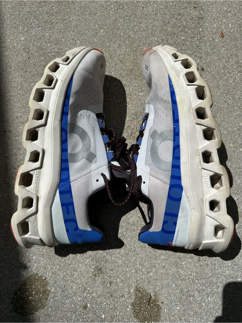 Nike White and Blue Men's size 10 Athletic Running Shoes
